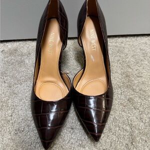 Nine West Dark Brown Croc-Pattern Heels